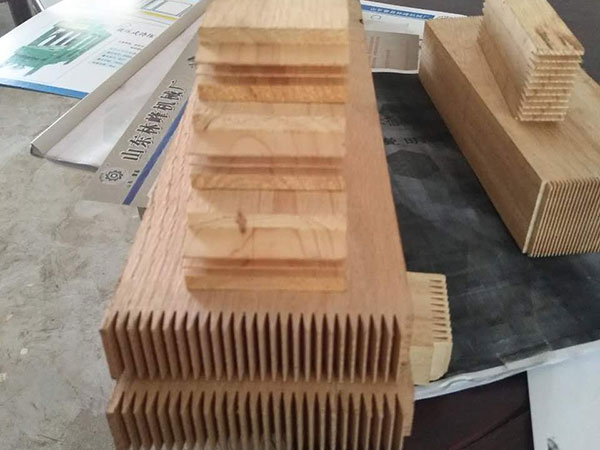 梳齒機(jī) 梳齒機(jī)
